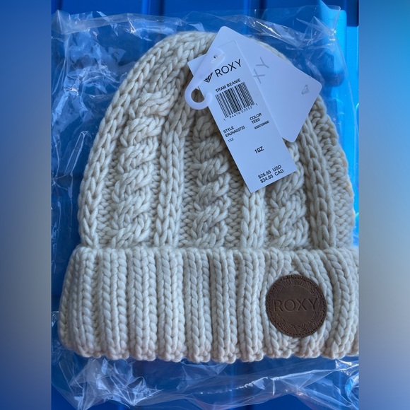 Roxy toque NWT - Picture 1 of 6